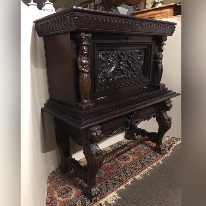 Шкаф барный/Тумба в стиле ренессанс