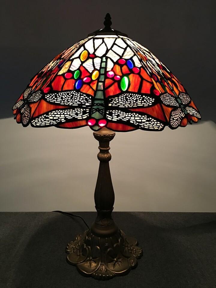 Лампа настольная Тиффани