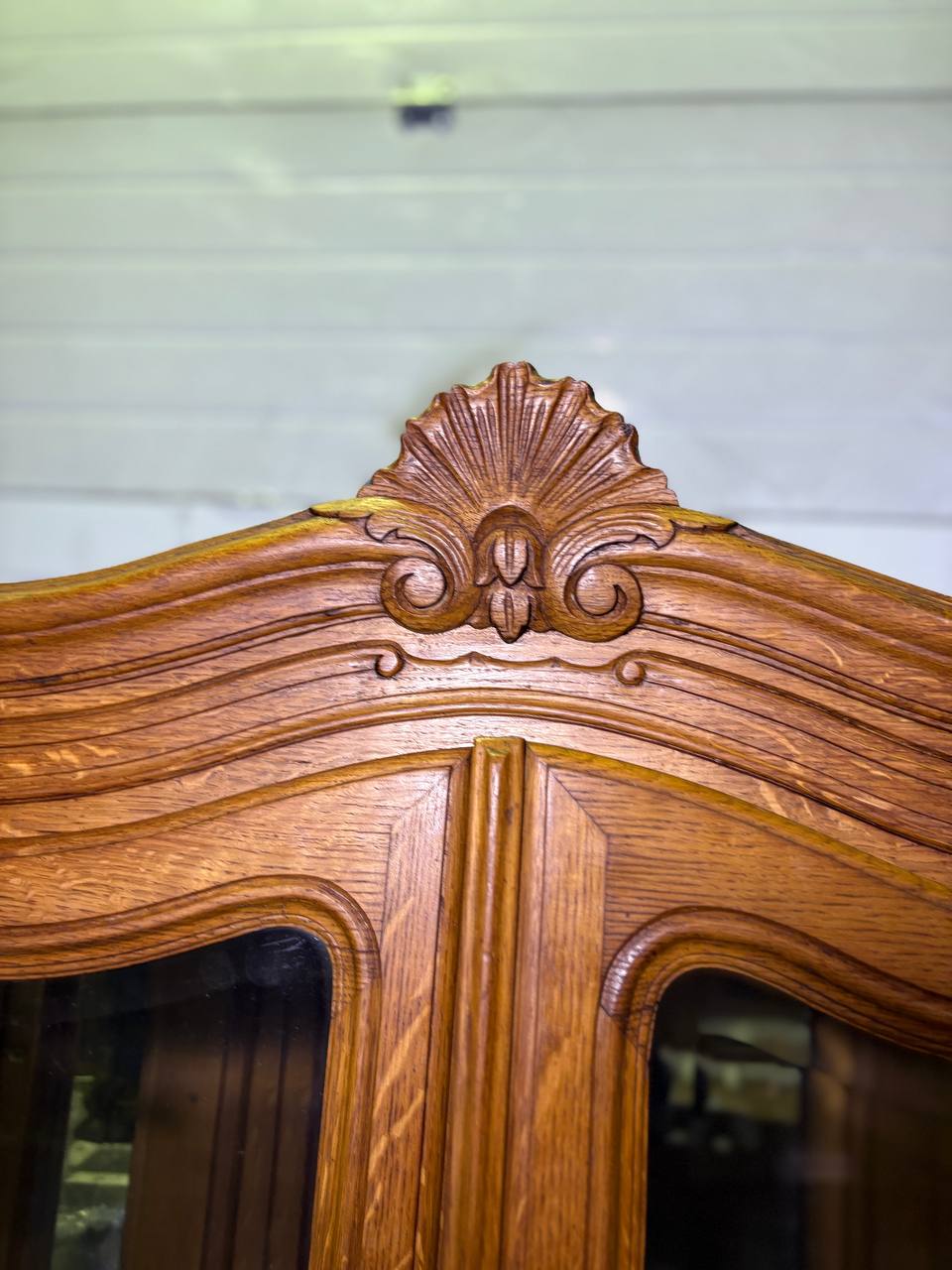 Витрина в стиле Людовика XV