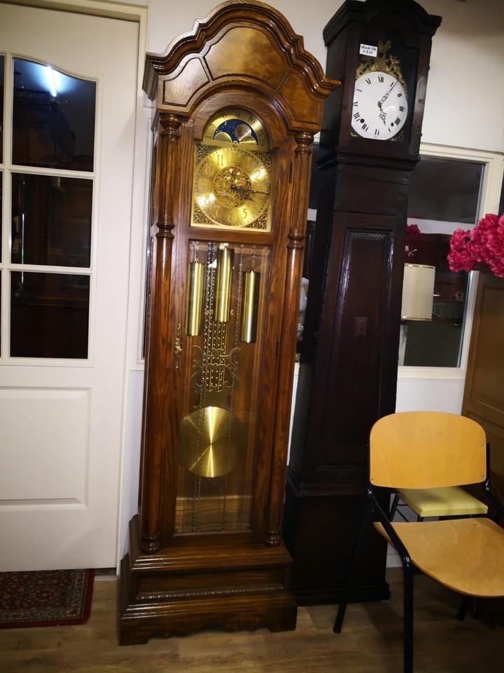 Часы напольные старинные