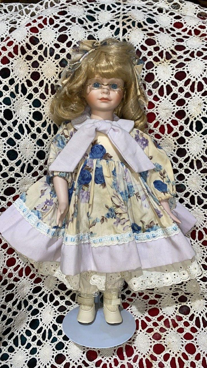 Кукла винтажная