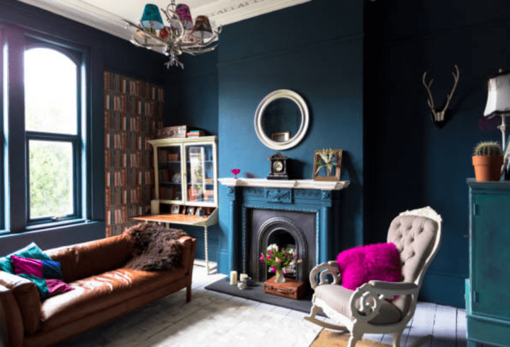 Антикварная мебель – история в вашем доме