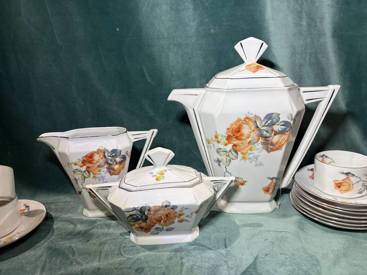 Сервиз чайный/кофейный винтажный на 11 персон