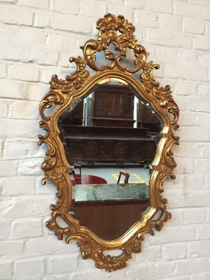 Зеркало настенное старинное