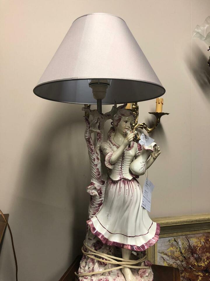 Лампа настольная винтажная