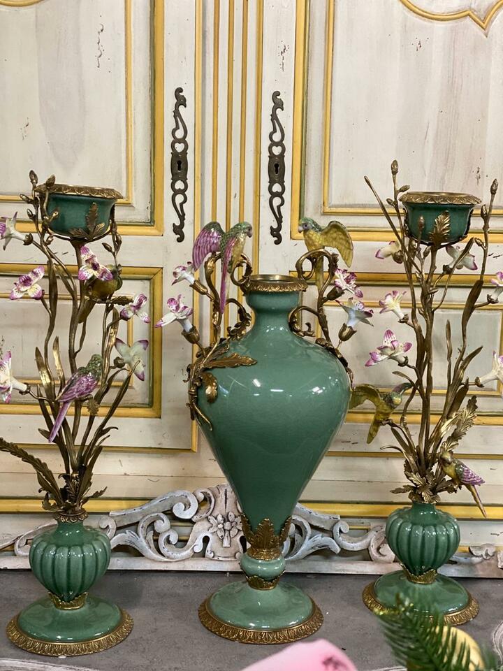 Комплект: ваза и подсвечник 2 штуки