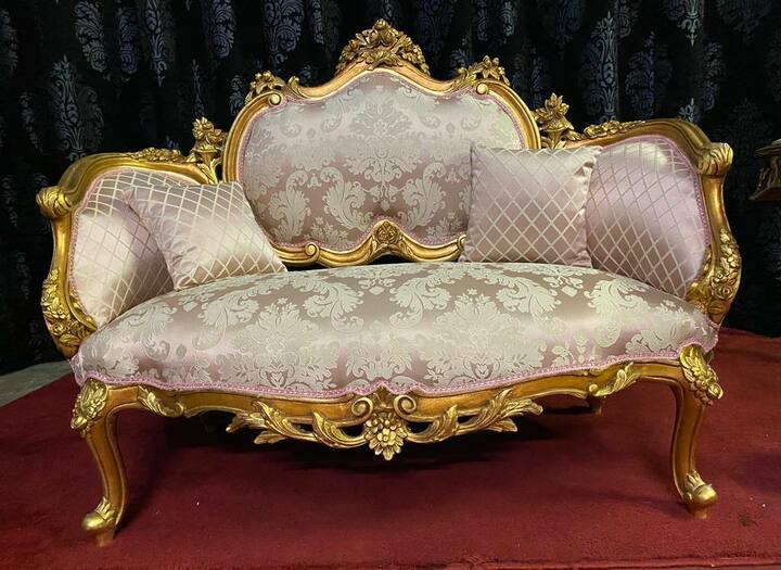 Диван/Софа/Банкетка в стиле венецианского барокко