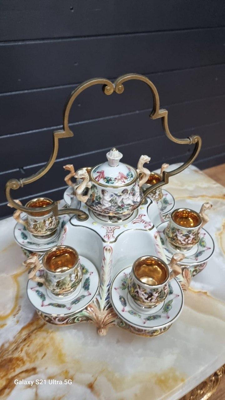 Сервиз чайный/кофейный на подставке от Каподимонте