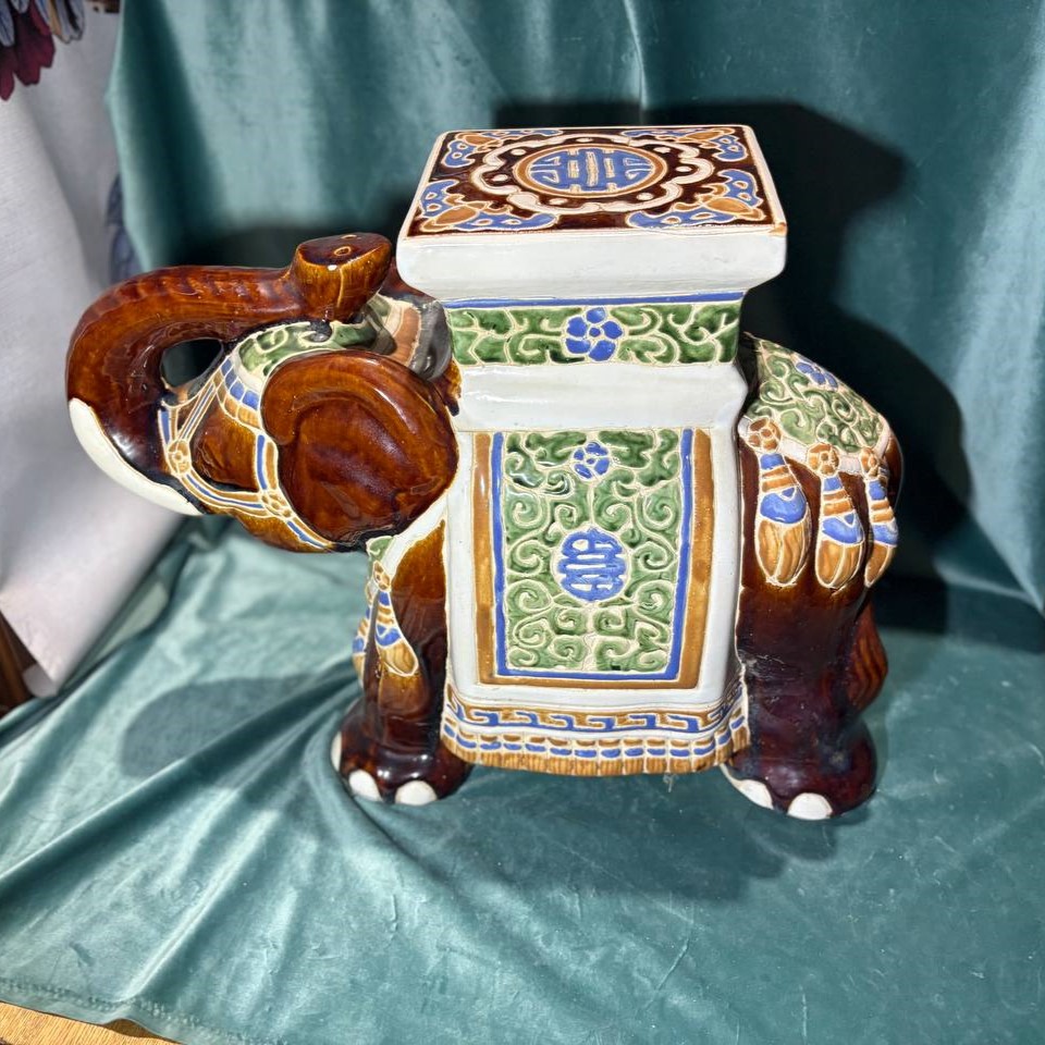 Подставка/Скульптура/фигура Слон