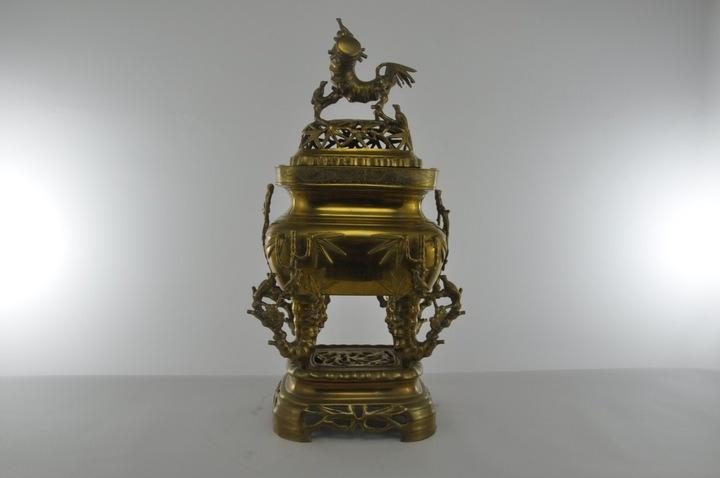 Брюль парфюм в восточном стиле