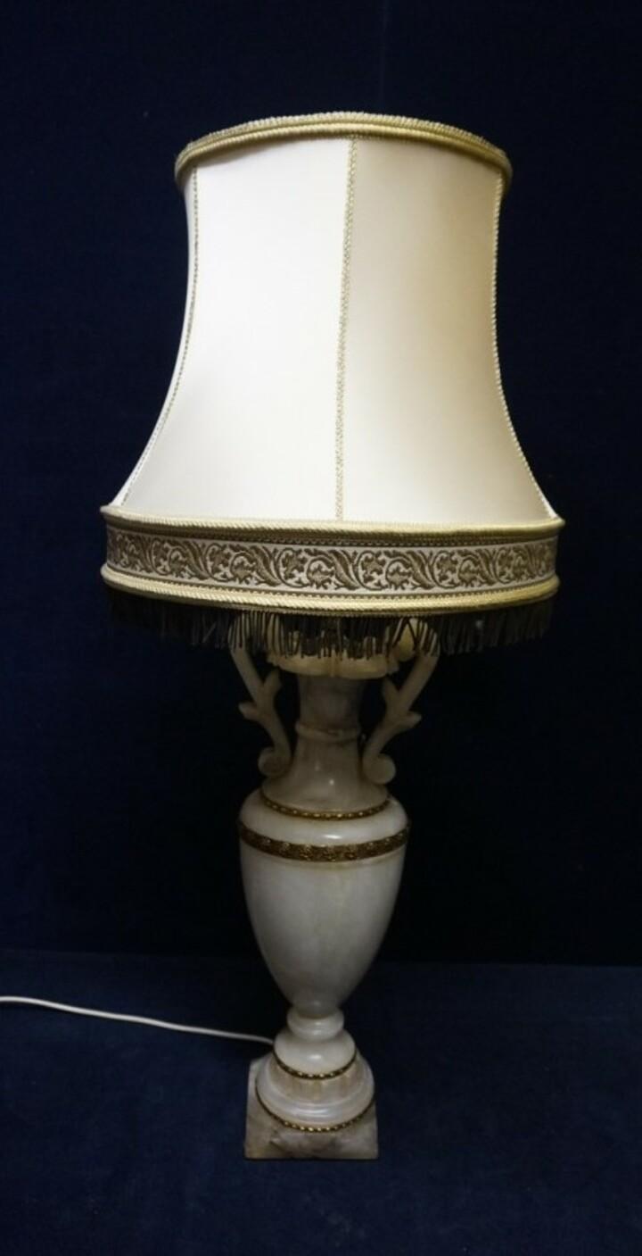 Лампа настольная из мрамора и бронзы