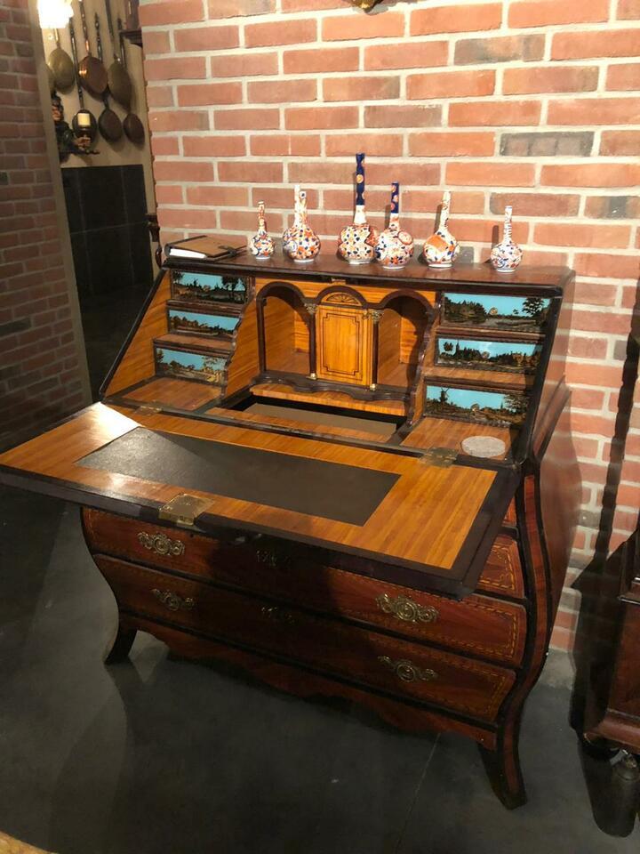 Бюро/комод бомбе антикварный