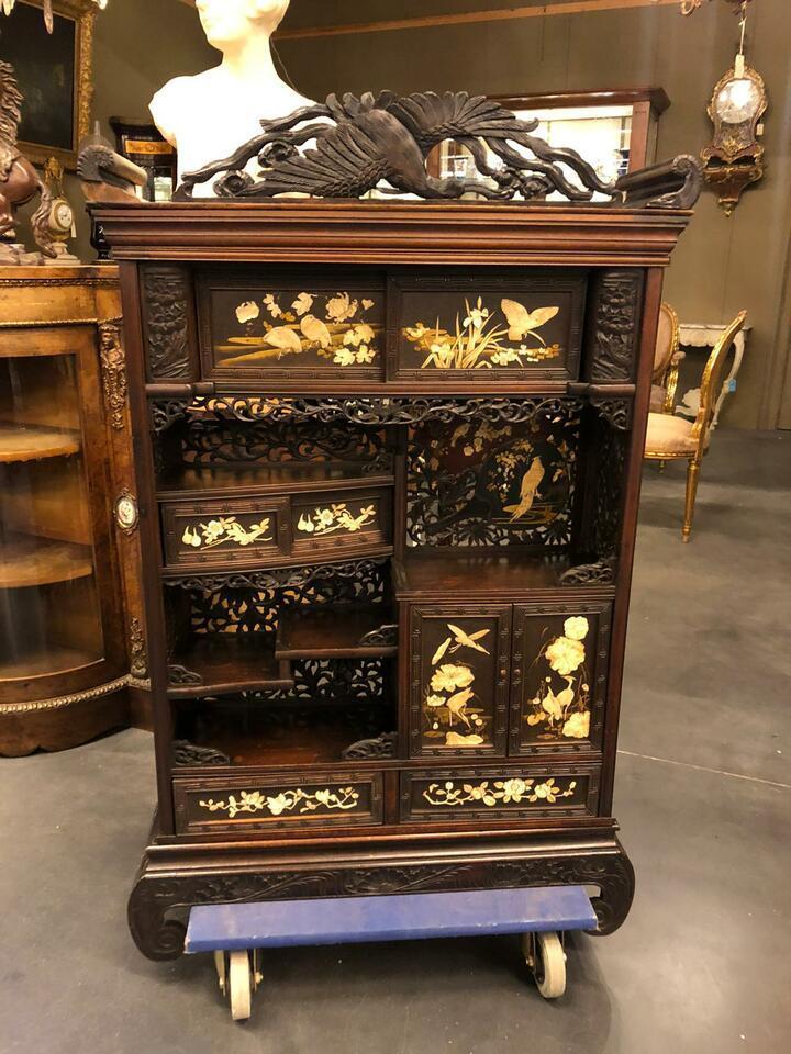 Полка/этажерка в японском стиле