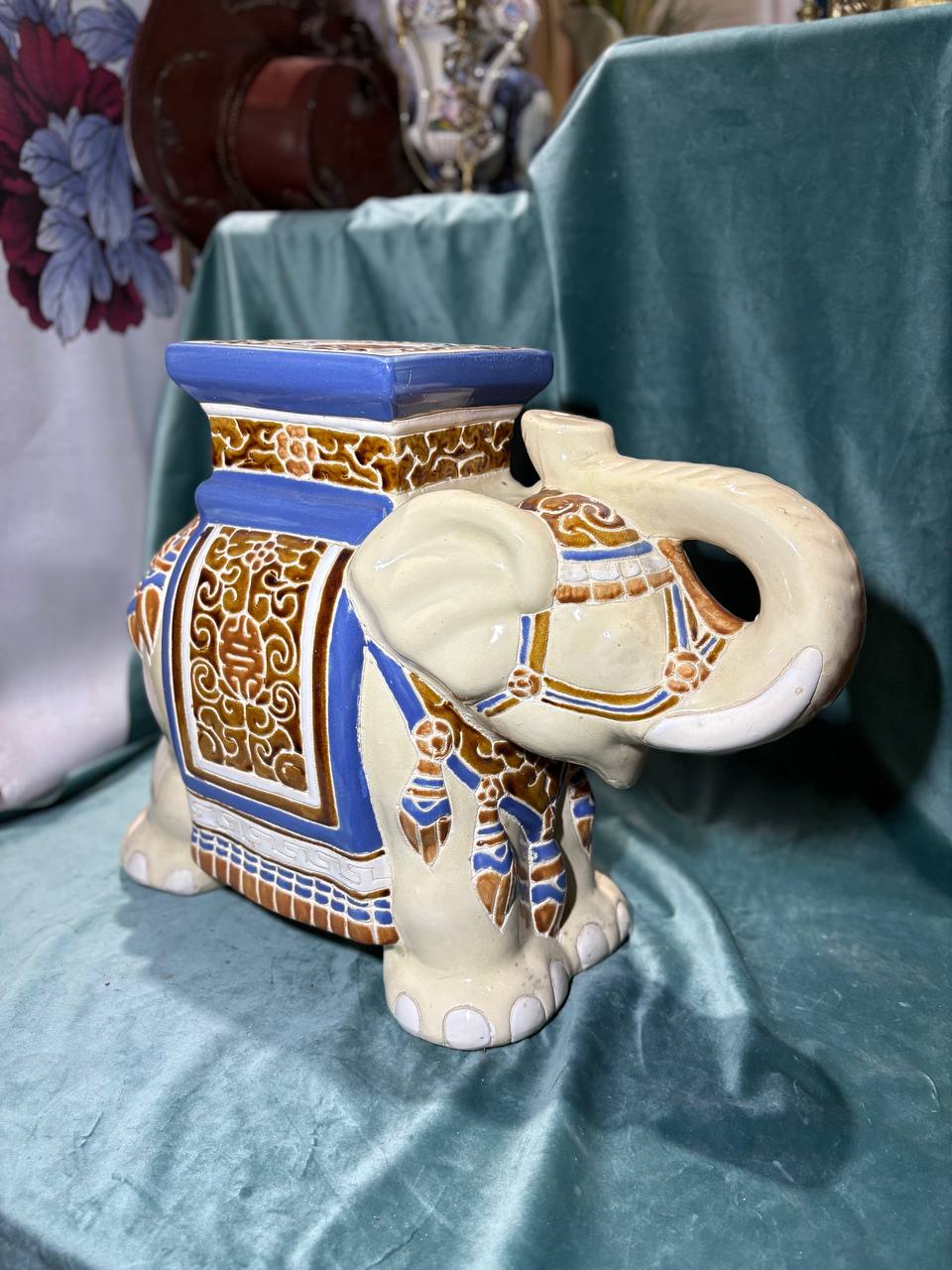 Подставка/Скульптура/фигура Слон
