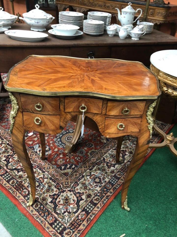 Комод в стиле Людовика XIV