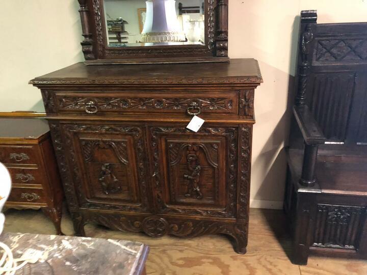 Комод в бретонском стиле