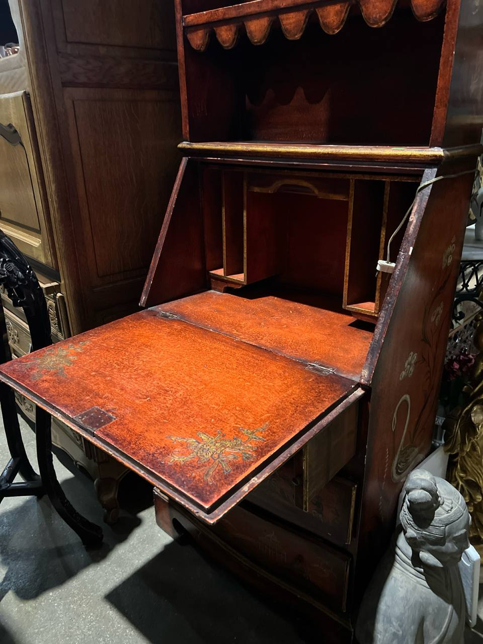 Шкаф/Бюро в стиле шинуазри