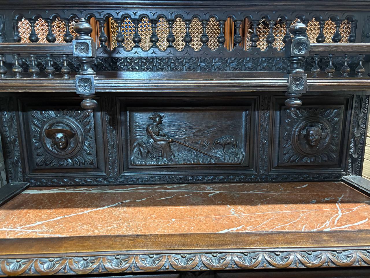 Десертница/Буфет открытый в бретонском стиле