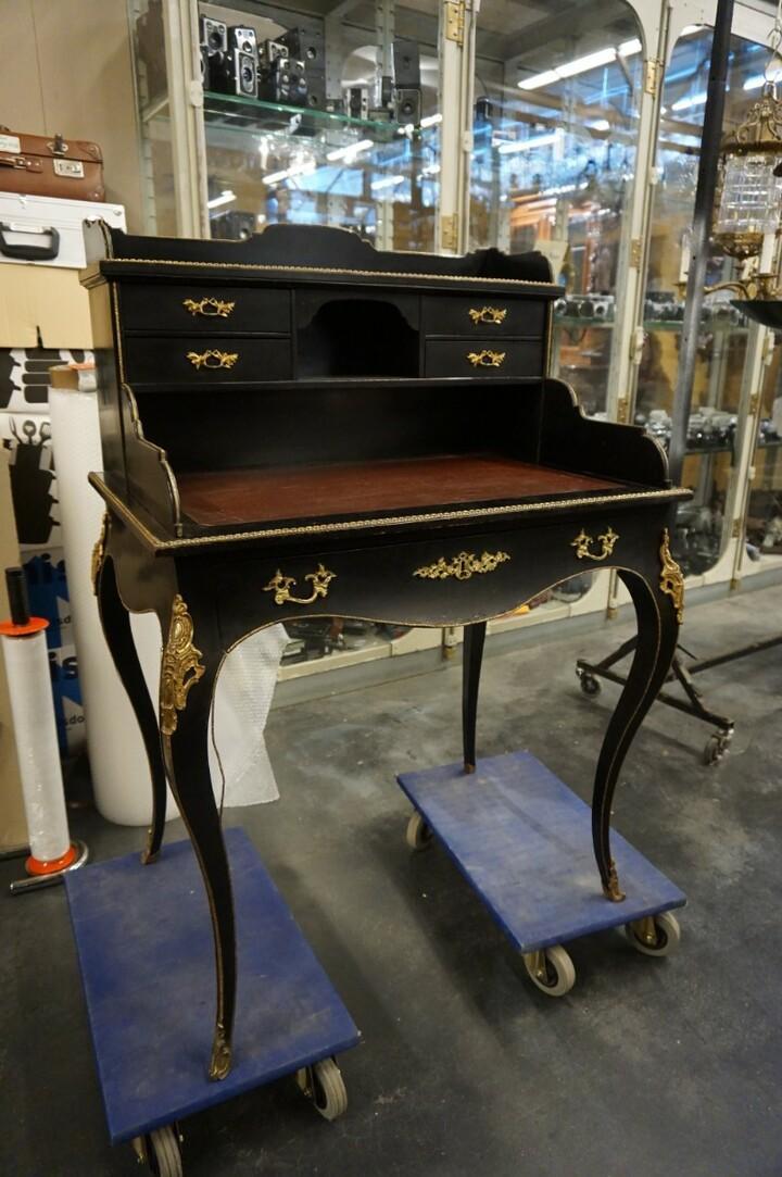 Стол/бюро в стиле Людовика XIV