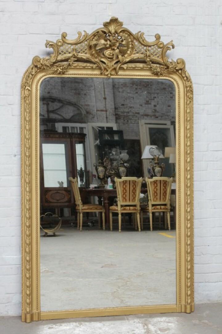 Зеркало старинное