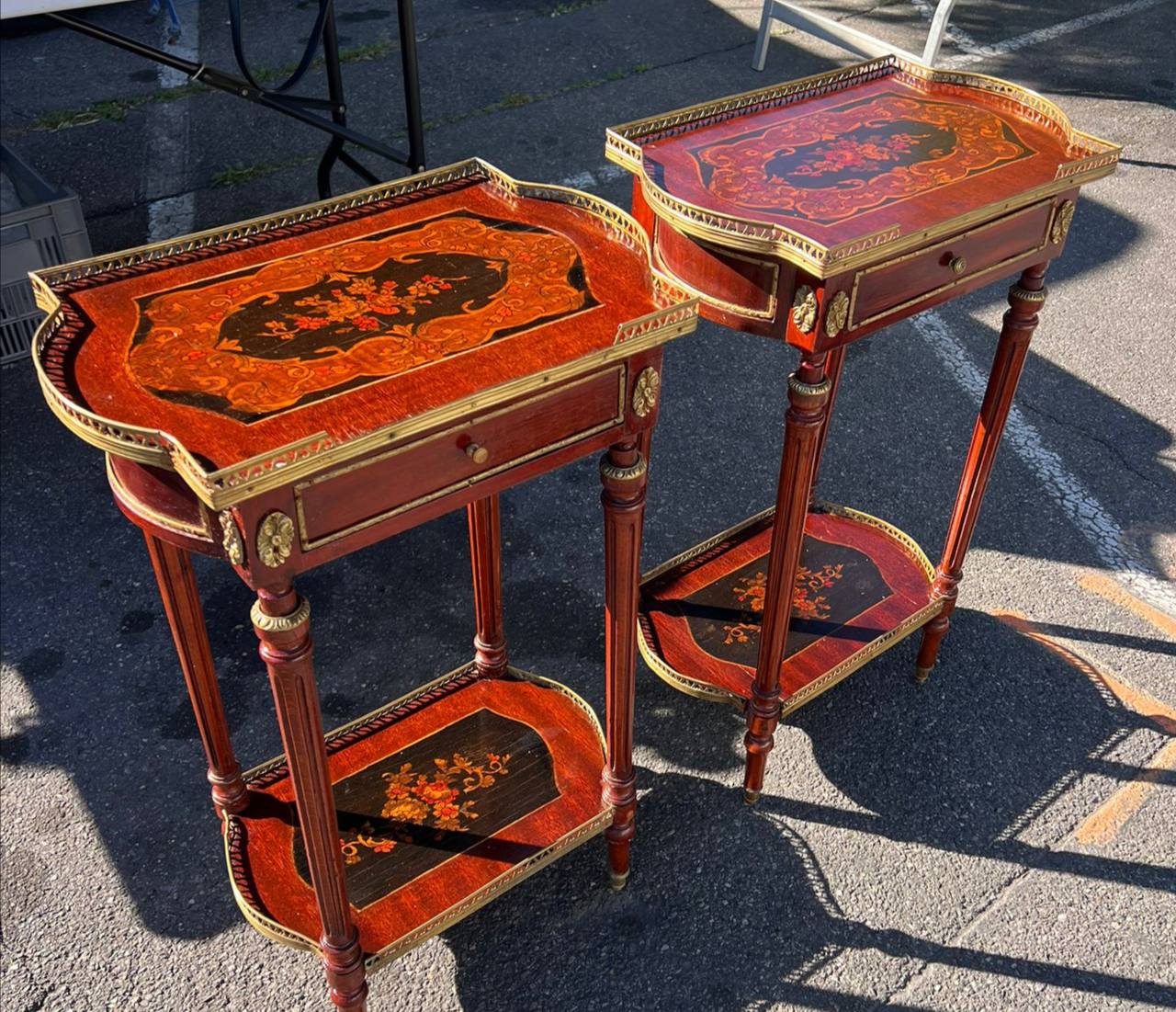 Стол консольный в стиле Людовика XVI 2 штуки