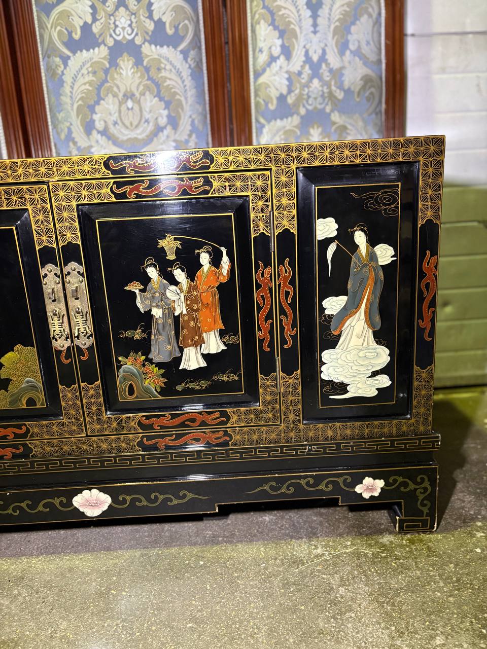 Комод/Тумба в стиле шинуазри