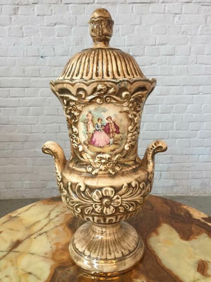 Ваза с крышкой винтажная