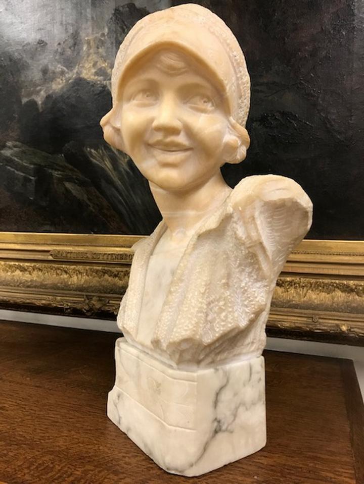 Бюст мраморный J.Pinesch