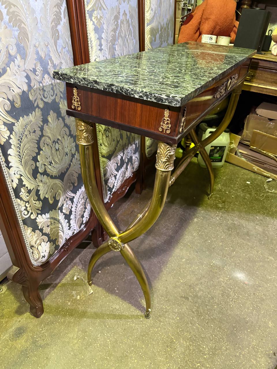 Консоль в стиле ампир