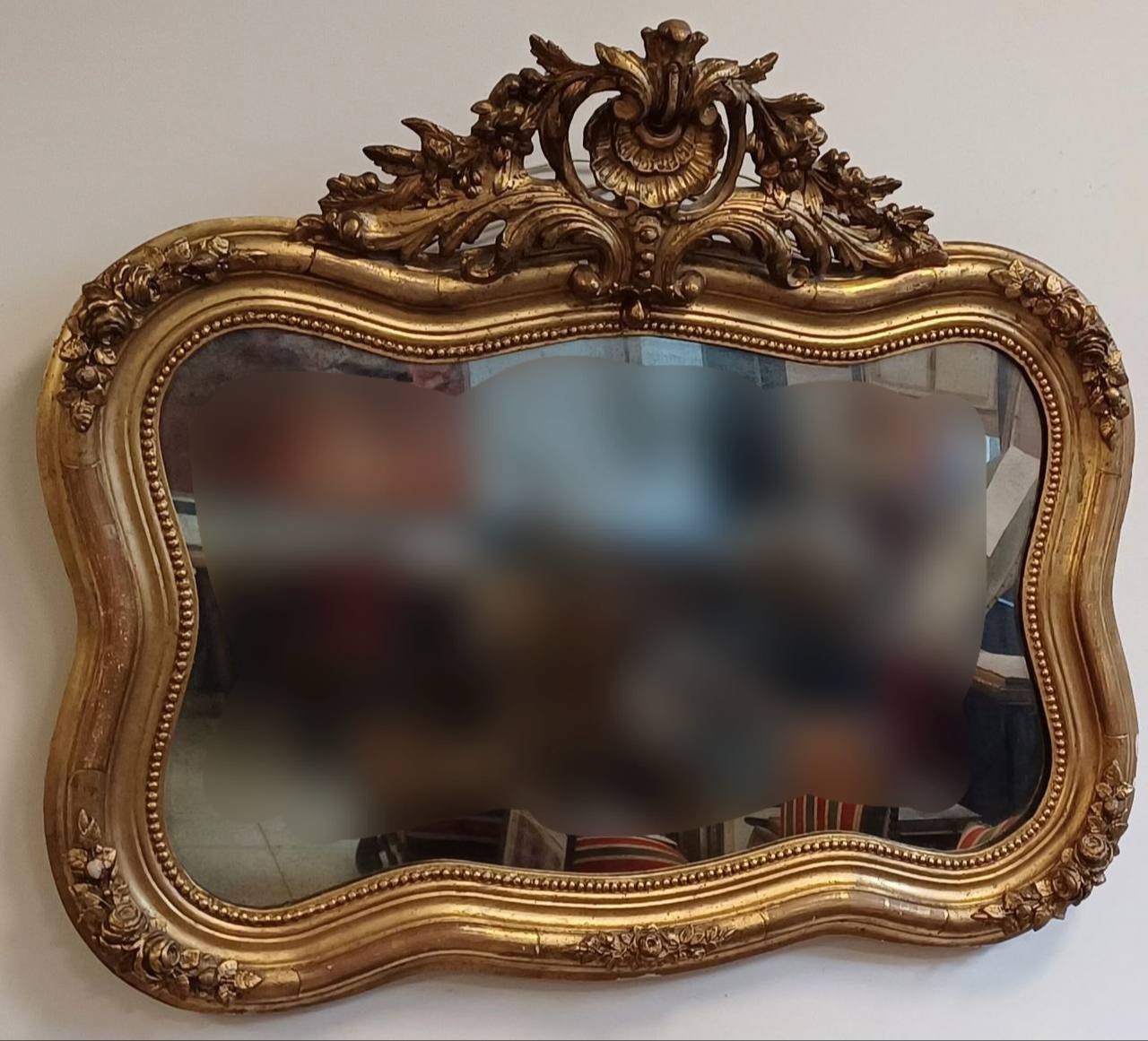 Зеркало настенное в стиле барокко