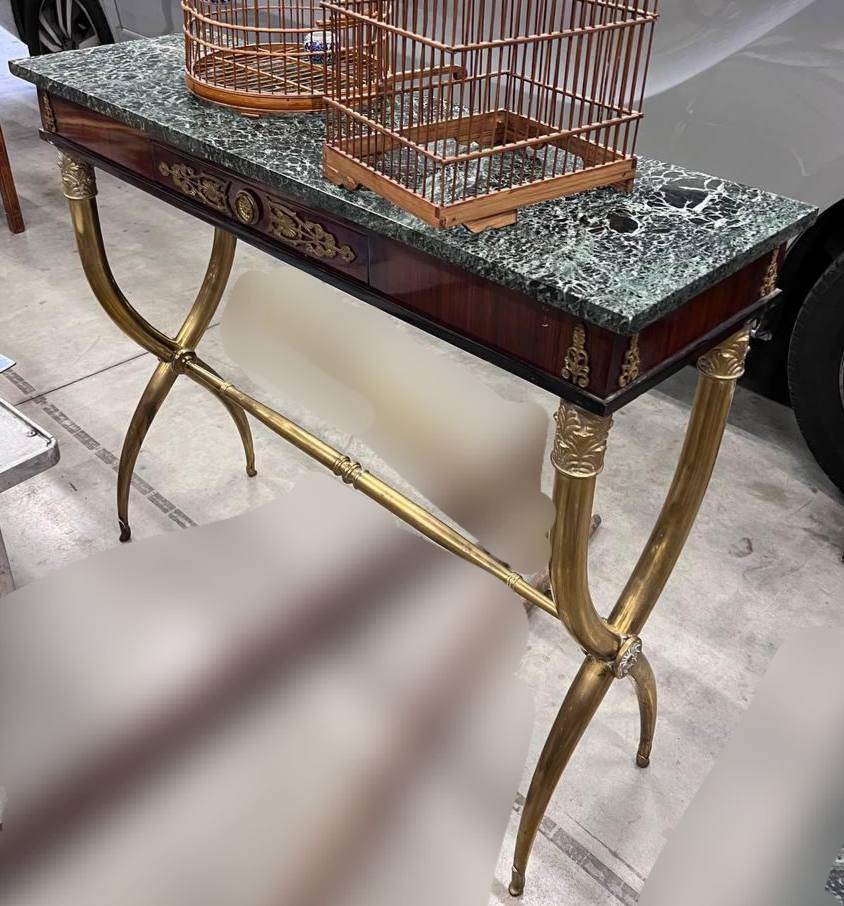 Консоль в стиле ампир