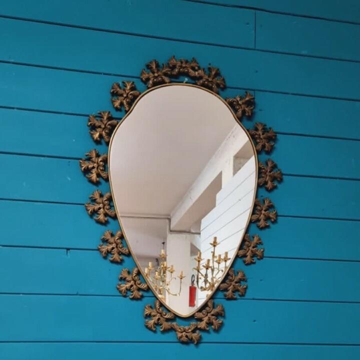 Зеркало настенное винтажное