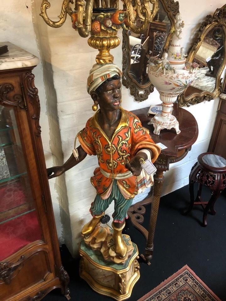 Светильник напольный Мавр