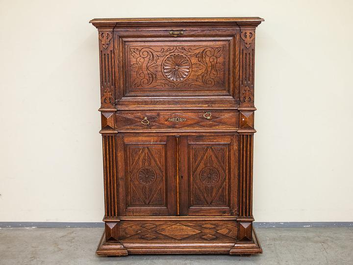 Шкаф барный винтажный