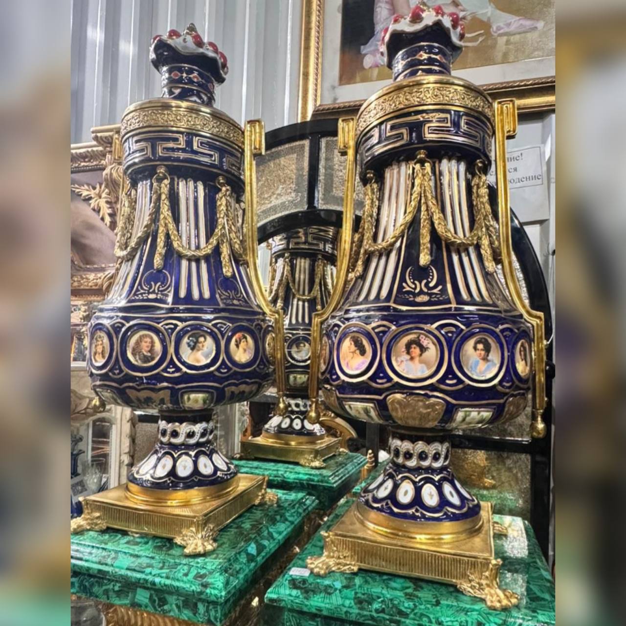 Ваза в дворцовом стиле 2 штуки