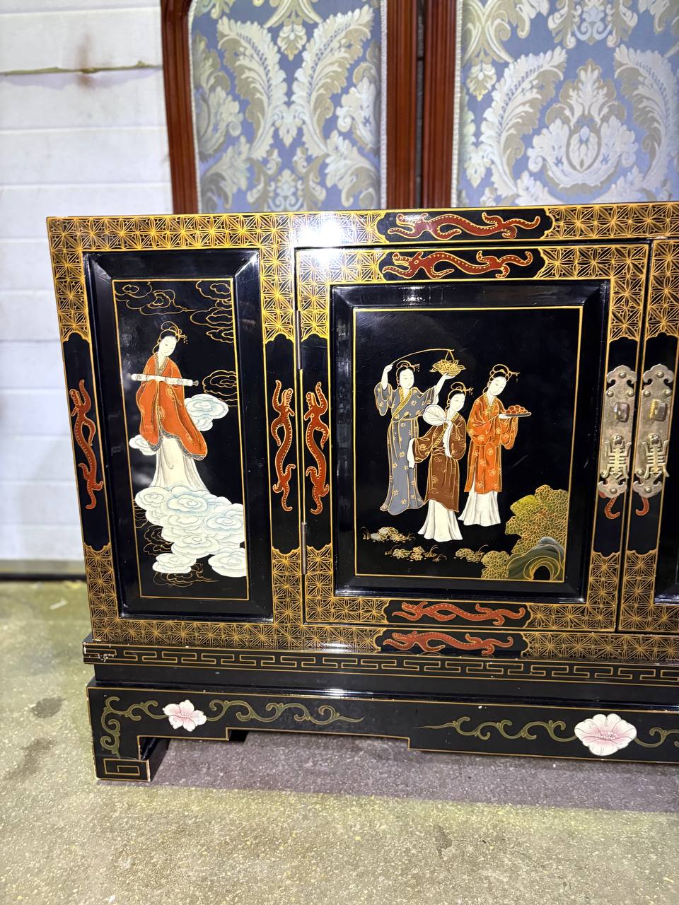 Комод/Тумба в стиле шинуазри