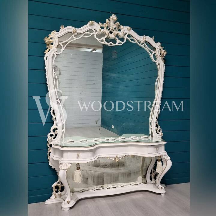 Консоль и зеркало в стиле венецианского барокко