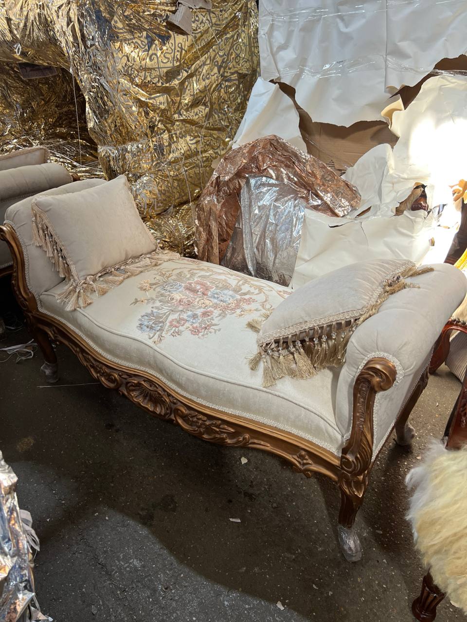 Софа/Кушетка/Банкетка в стиле венецианского барокко