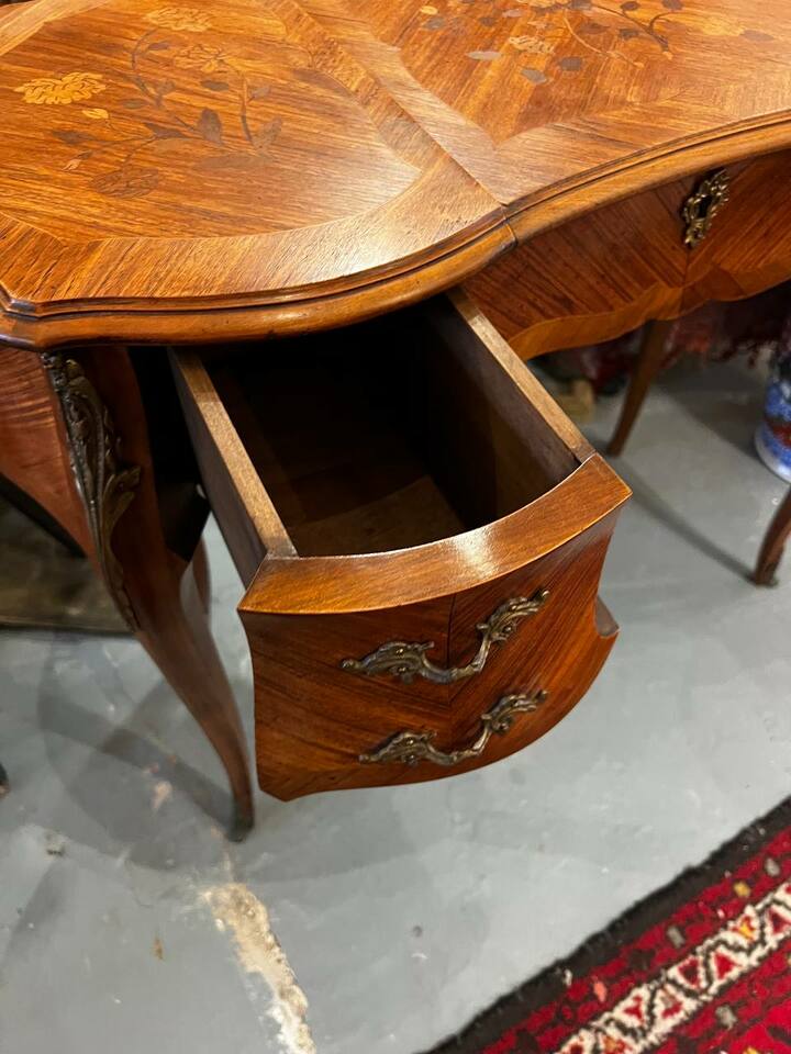 Стол письменный/дамский с зеркалом в стиле Людовика XV