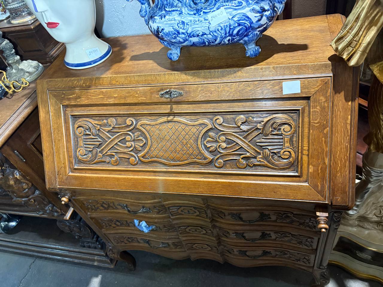 Комод/Бюро в стиле Людовика XV
