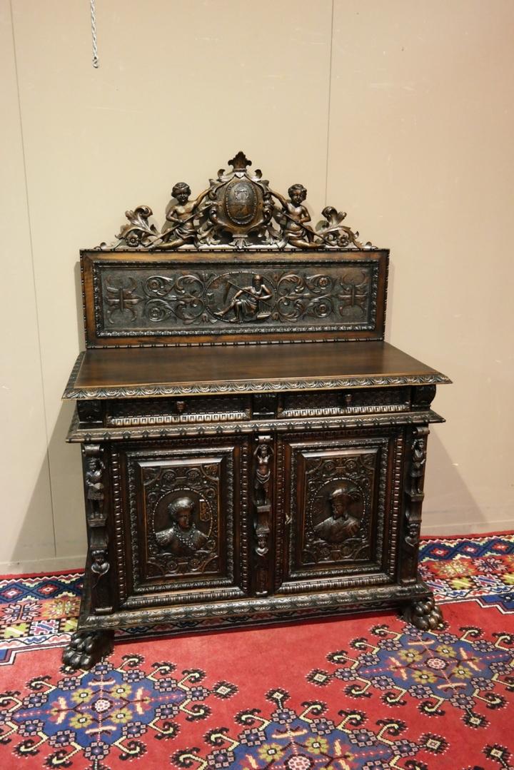 Комод/тумба в стиле ренессанс