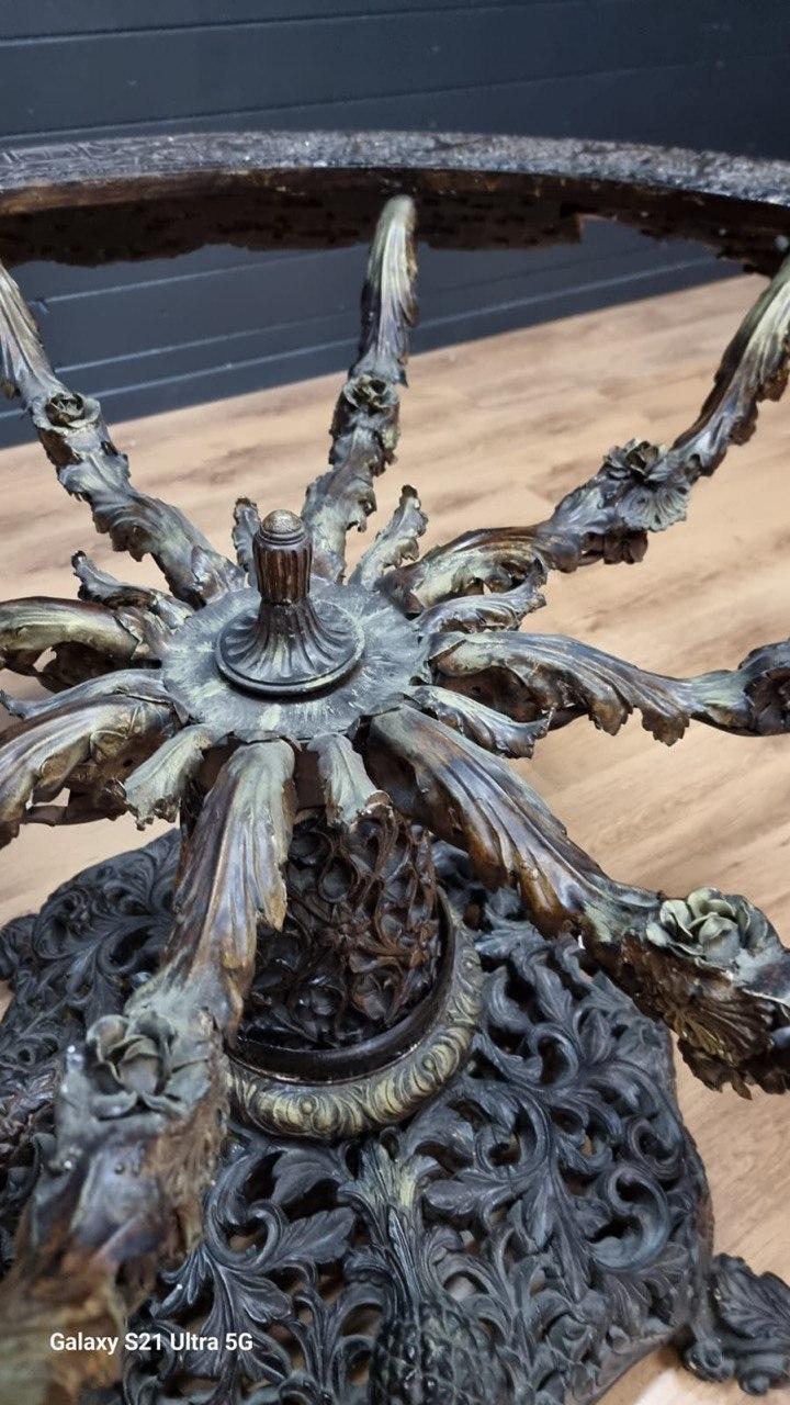 Стол в англо-индийском стиле