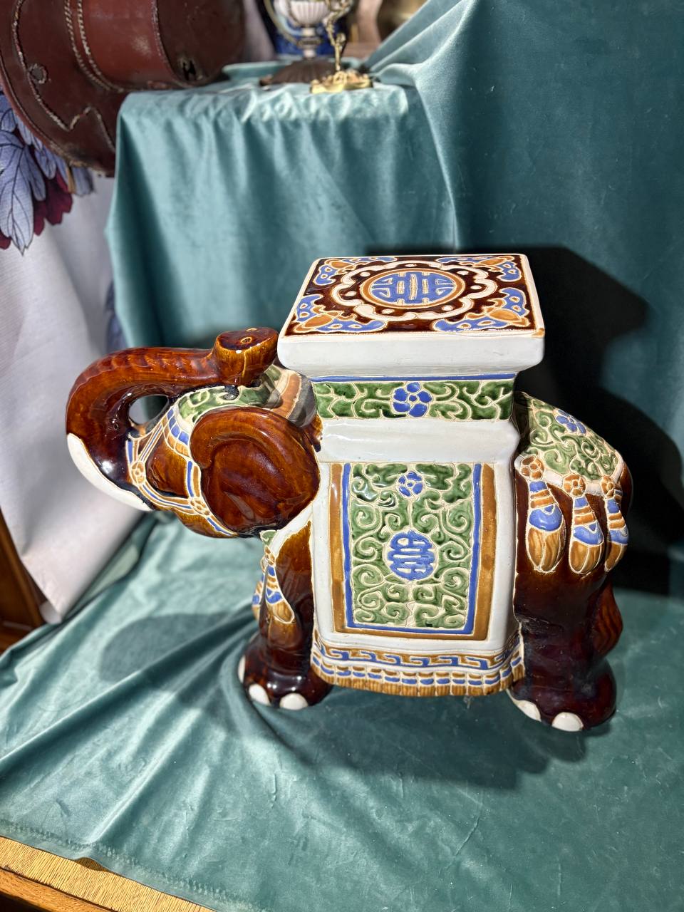 Подставка/Скульптура/фигура Слон