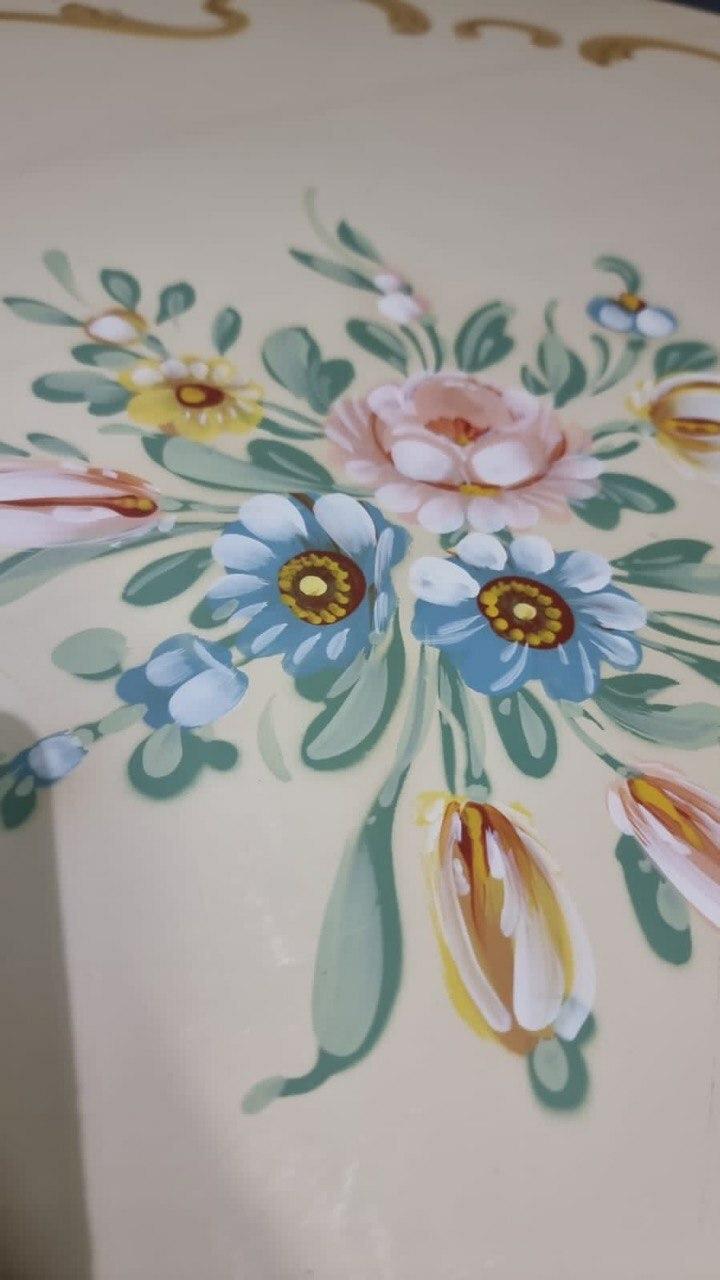 Стол в стиле венецианского барокко