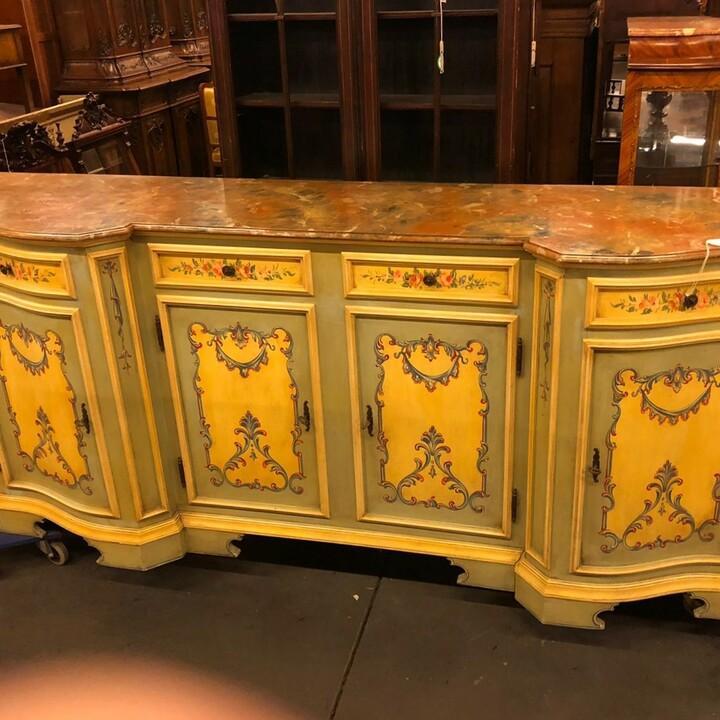 Комод/дрессуар в стиле венецианского барокко