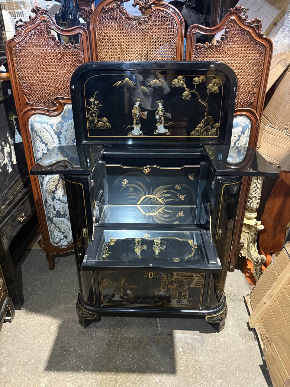 Тумба/Бар/Шкаф барный в стиле шинуазри