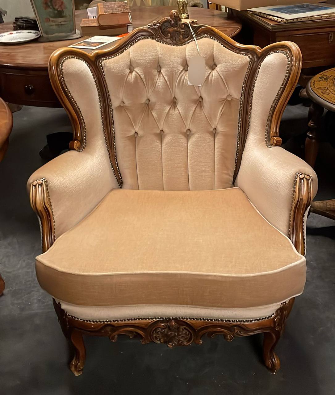 Кресло в стиле барокко