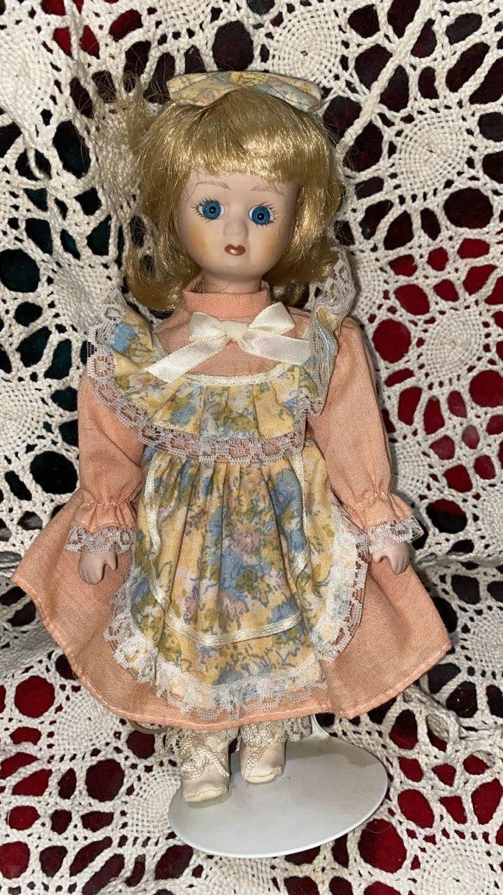 Кукла винтажная