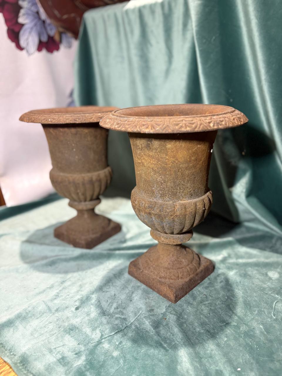 Вазон садово-парковый 2 штуки