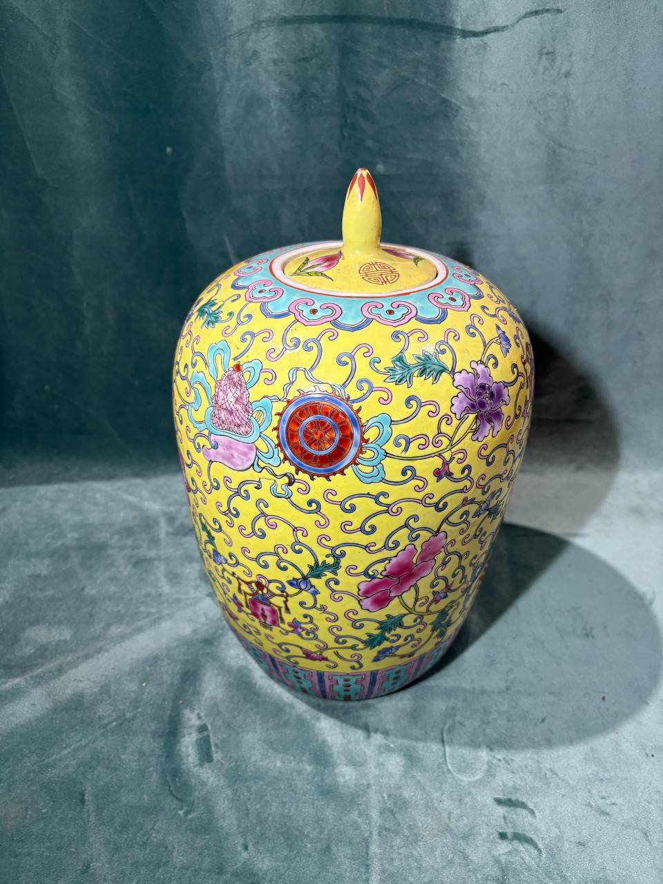 Ваза с крышкой в стиле шинуазри 2 штуки